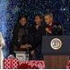 Natale alla Casa Bianca, Obama e Michelle accendono l'albero